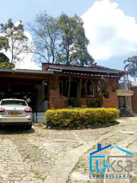 Finca en Ambos en Comfama